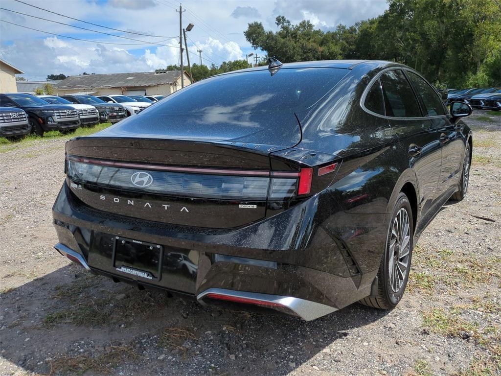 new 2025 Hyundai Sonata Hybrid car, priced at $26,486