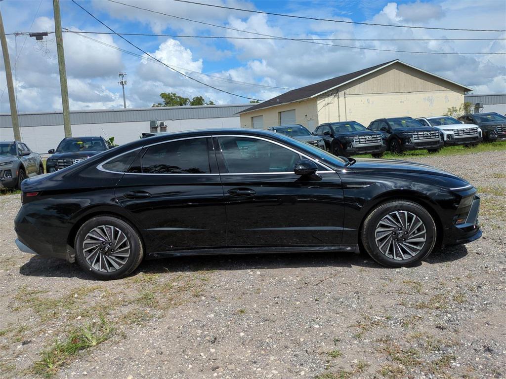 new 2025 Hyundai Sonata Hybrid car, priced at $26,486