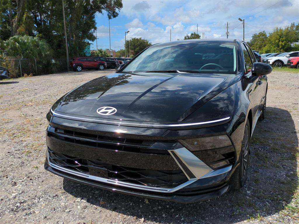 new 2025 Hyundai Sonata Hybrid car, priced at $26,486