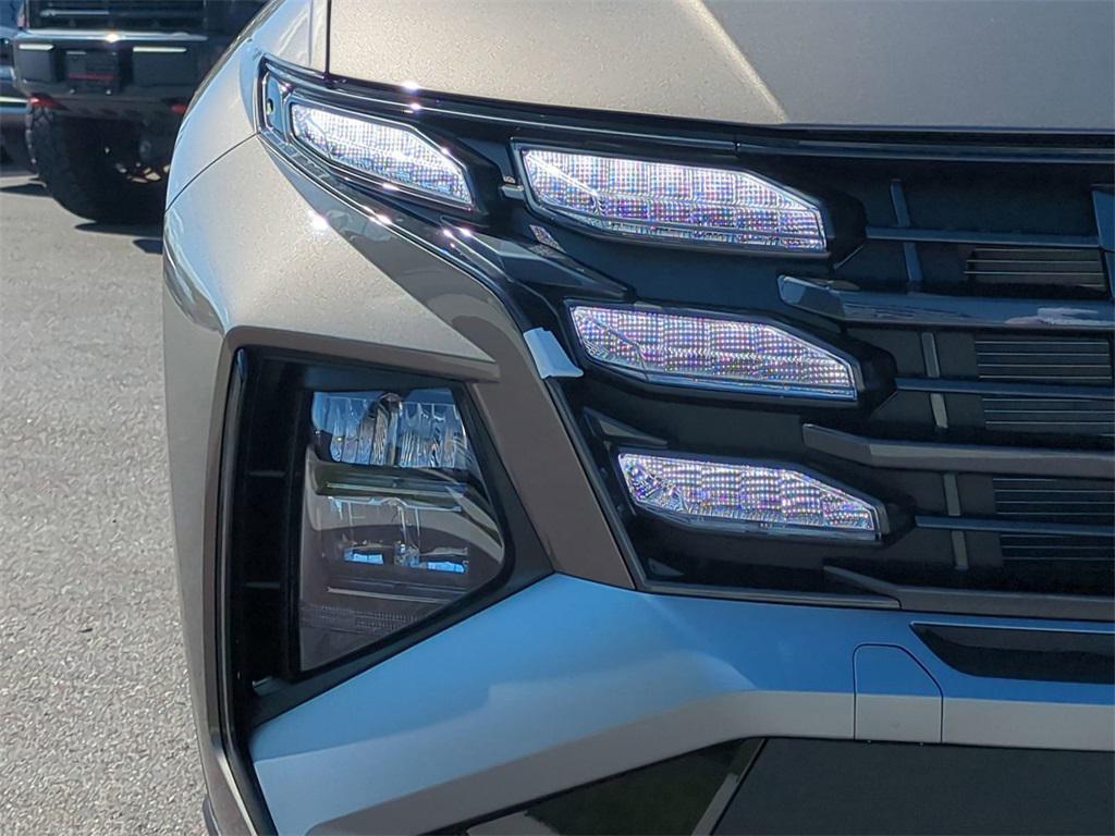 new 2025 Hyundai TUCSON Hybrid car, priced at $33,099