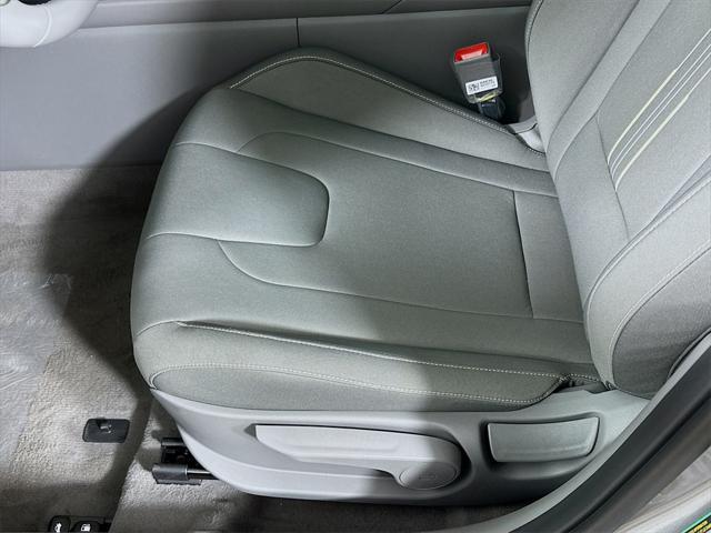 new 2025 Hyundai Elantra car, priced at $25,406