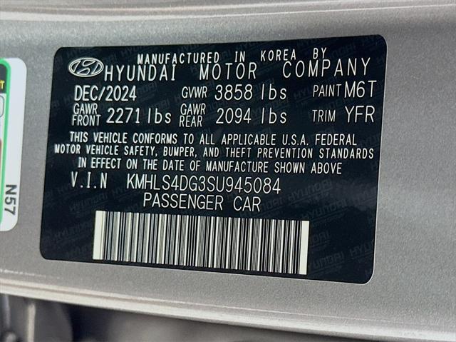new 2025 Hyundai Elantra car, priced at $25,406