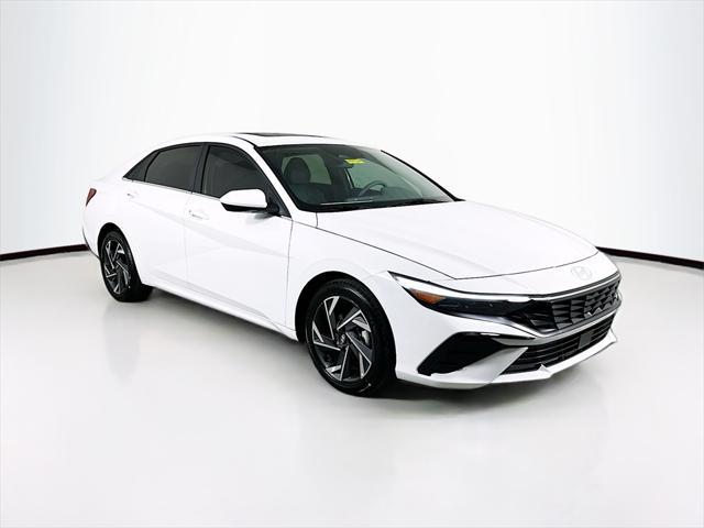 new 2025 Hyundai Elantra car, priced at $25,662