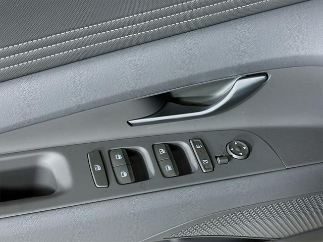new 2025 Hyundai Elantra car, priced at $25,662