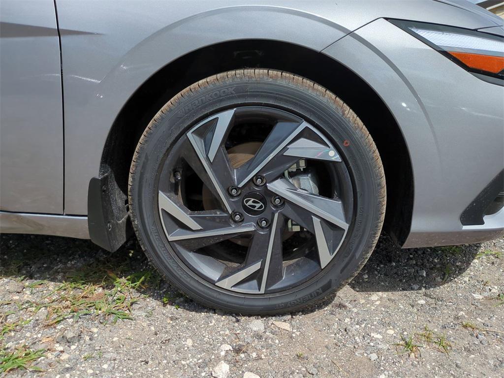 new 2025 Hyundai ELANTRA HEV car, priced at $24,306