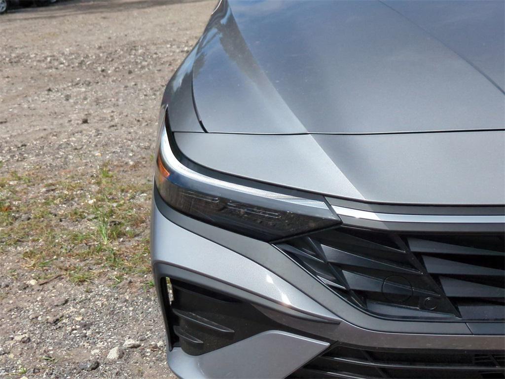 new 2025 Hyundai ELANTRA HEV car, priced at $24,306