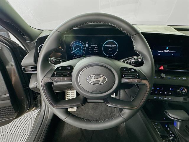 new 2025 Hyundai Elantra car, priced at $26,960