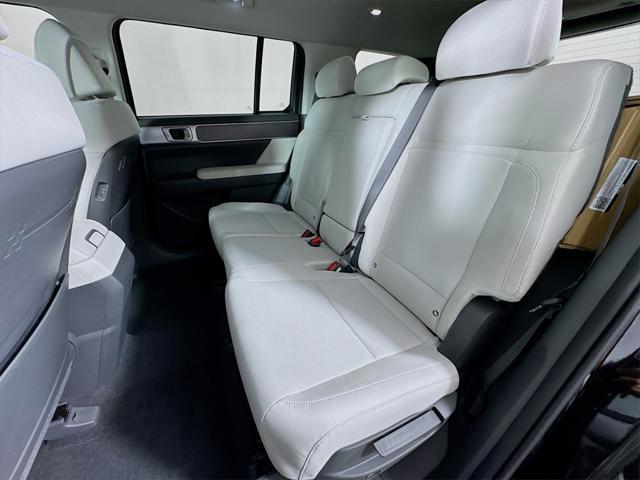 new 2025 Hyundai Santa Fe car, priced at $33,007