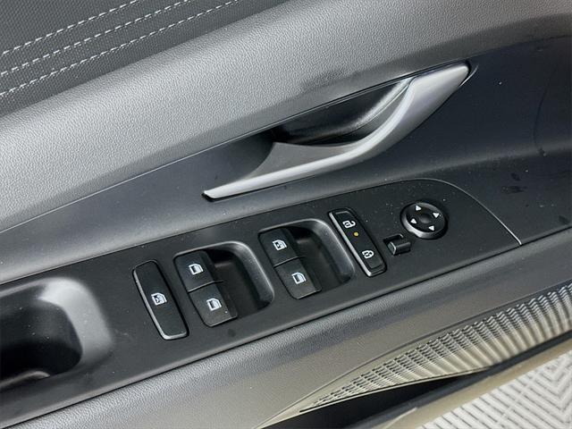 new 2025 Hyundai ELANTRA HEV car, priced at $25,583