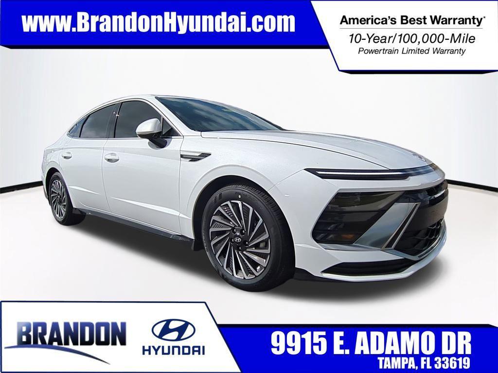 new 2025 Hyundai Sonata Hybrid car, priced at $27,866