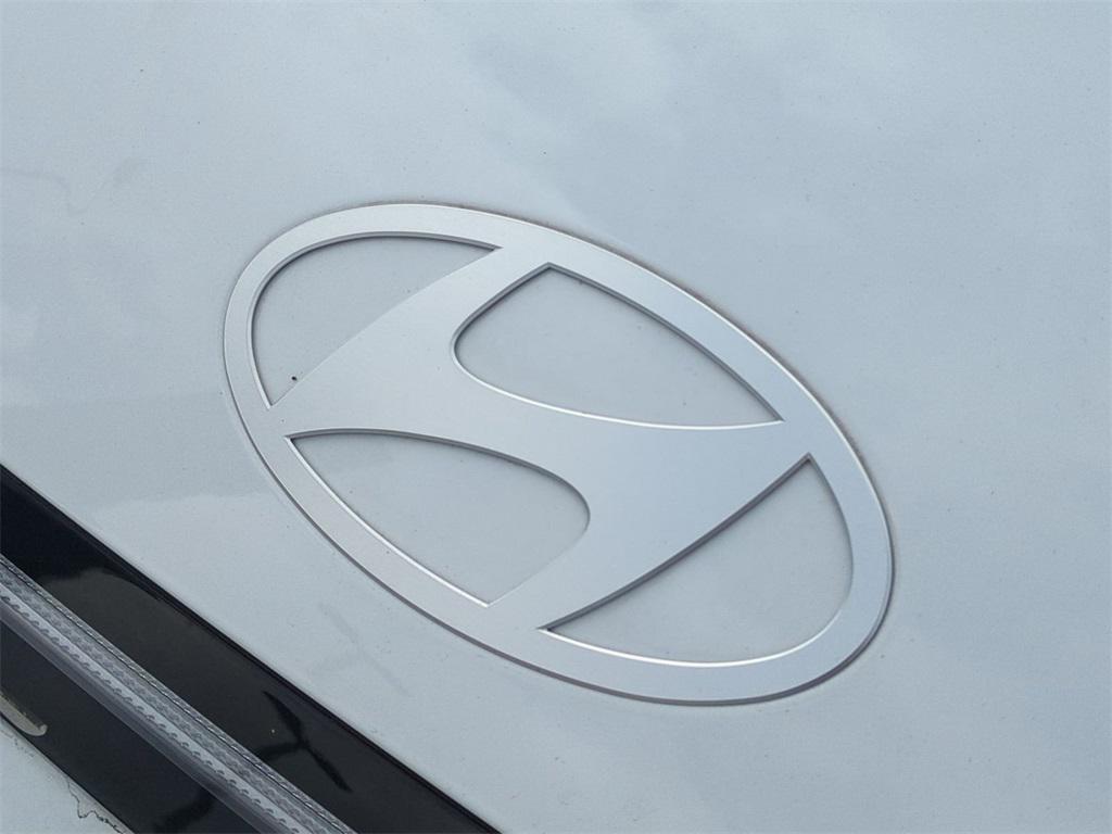 new 2025 Hyundai Sonata Hybrid car, priced at $29,178