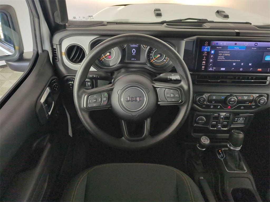 used 2025 Jeep Gladiator car, priced at $36,634