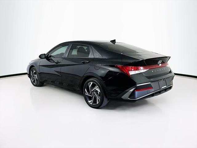 new 2025 Hyundai Elantra car, priced at $27,278