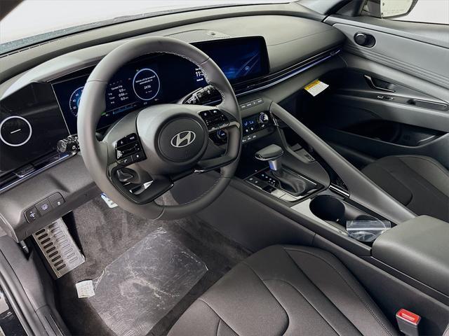 new 2025 Hyundai Elantra car, priced at $27,278