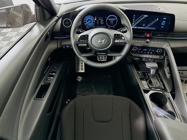 new 2025 Hyundai Elantra car, priced at $27,278