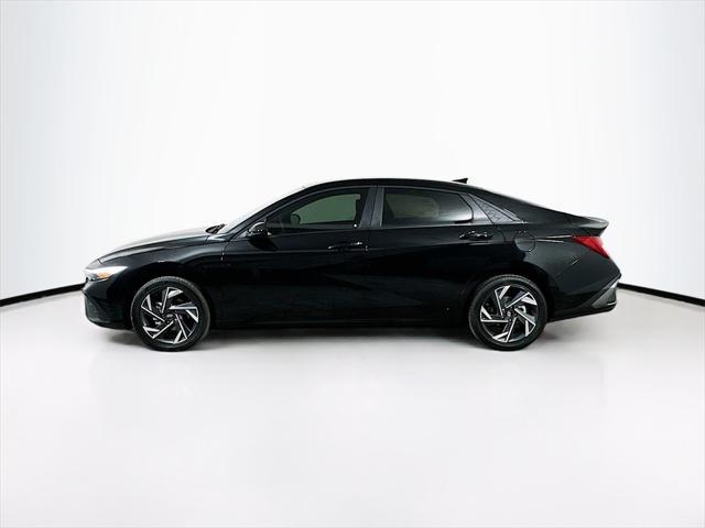 new 2025 Hyundai Elantra car, priced at $27,278