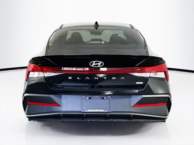 new 2025 Hyundai Elantra car, priced at $27,278