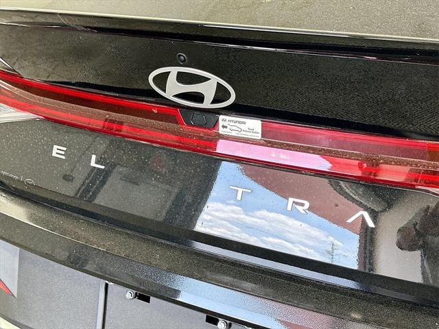 new 2025 Hyundai Elantra car, priced at $27,278