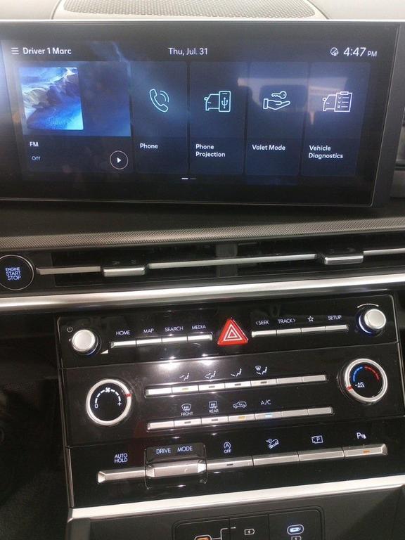 used 2025 Hyundai Santa Fe car, priced at $27,252