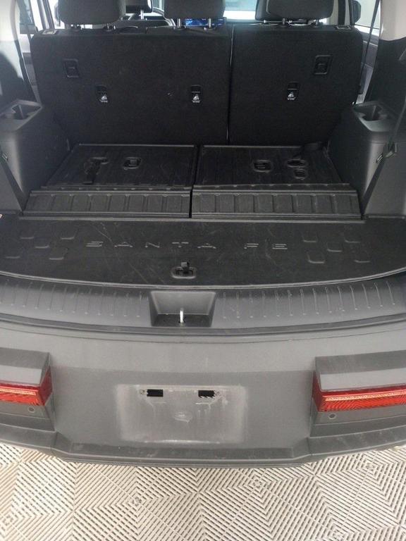 used 2025 Hyundai Santa Fe car, priced at $27,252