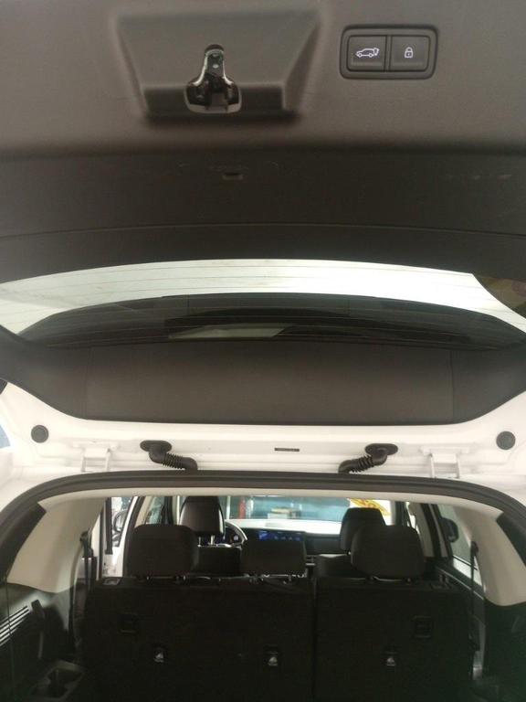used 2025 Hyundai Santa Fe car, priced at $27,252