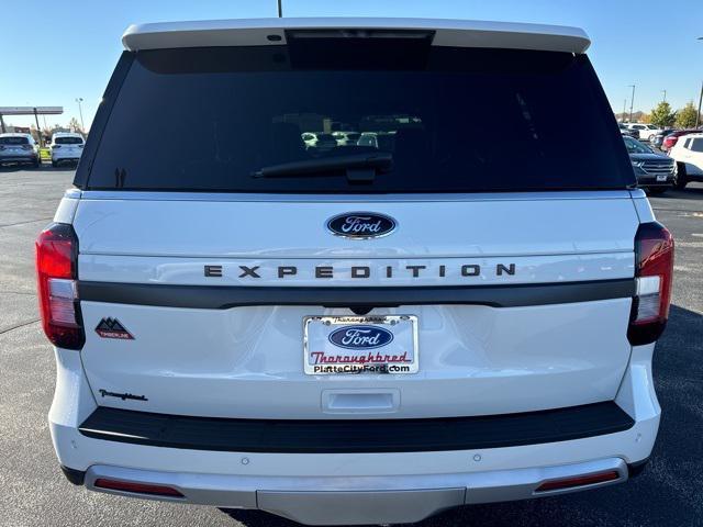 new 2024 Ford Expedition car, priced at $80,010