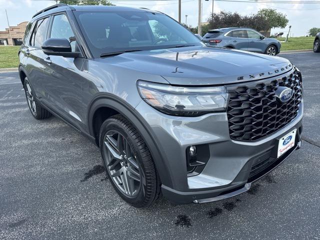 new 2025 Ford Explorer car, priced at $51,976