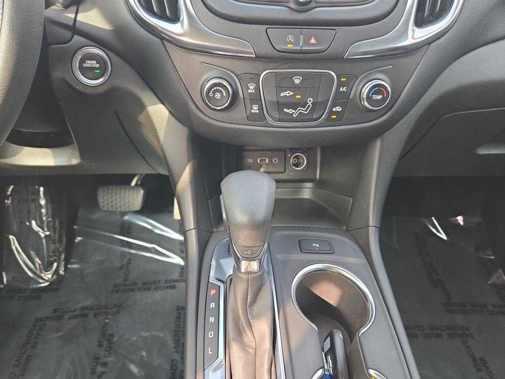 used 2022 Chevrolet Equinox car, priced at $21,000