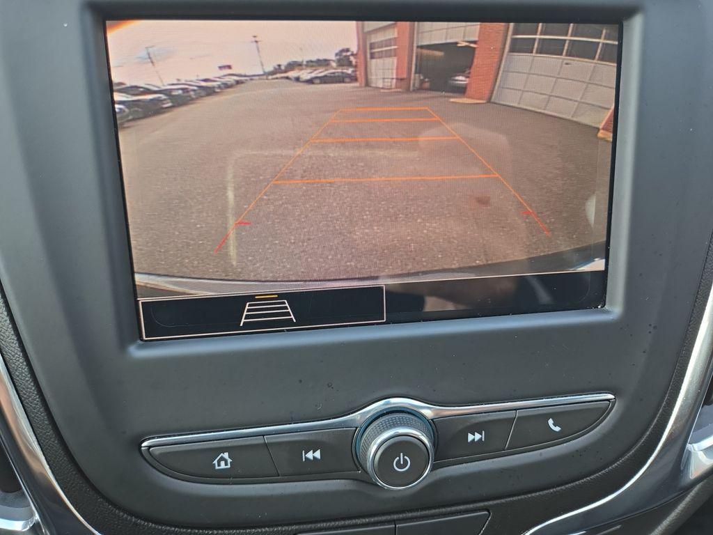 used 2022 Chevrolet Equinox car, priced at $21,000