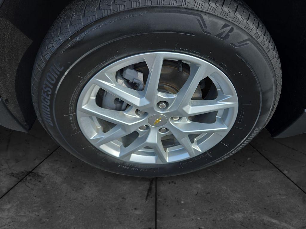 used 2022 Chevrolet Equinox car, priced at $21,000