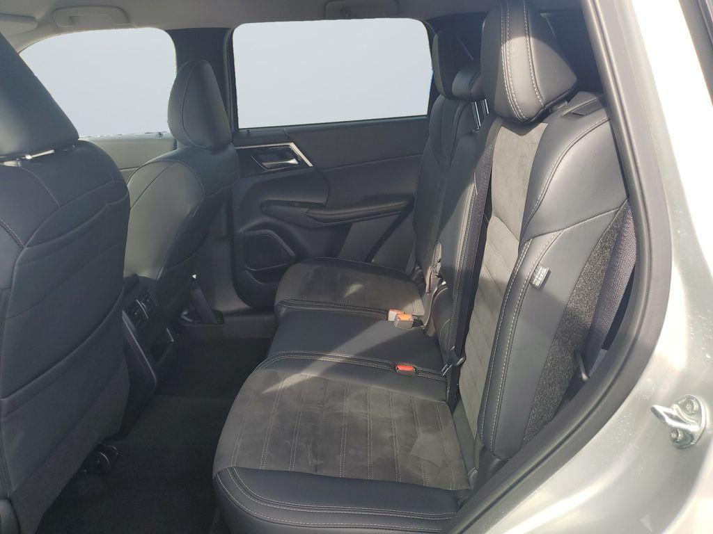 used 2024 Mitsubishi Outlander car, priced at $24,400