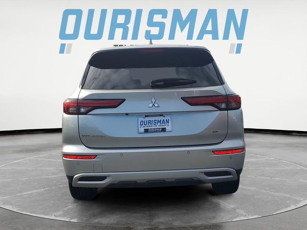 used 2024 Mitsubishi Outlander car, priced at $24,400