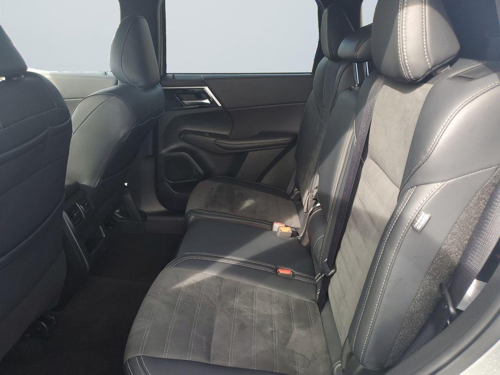 used 2024 Mitsubishi Outlander car, priced at $24,400