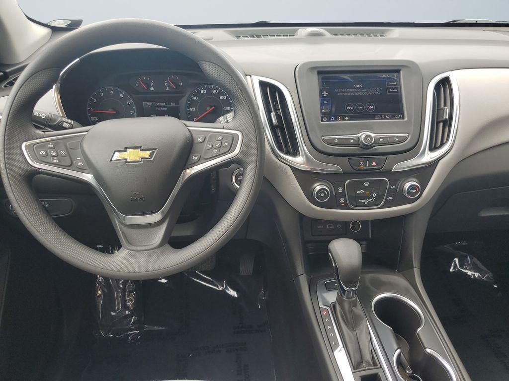 used 2022 Chevrolet Equinox car, priced at $19,900