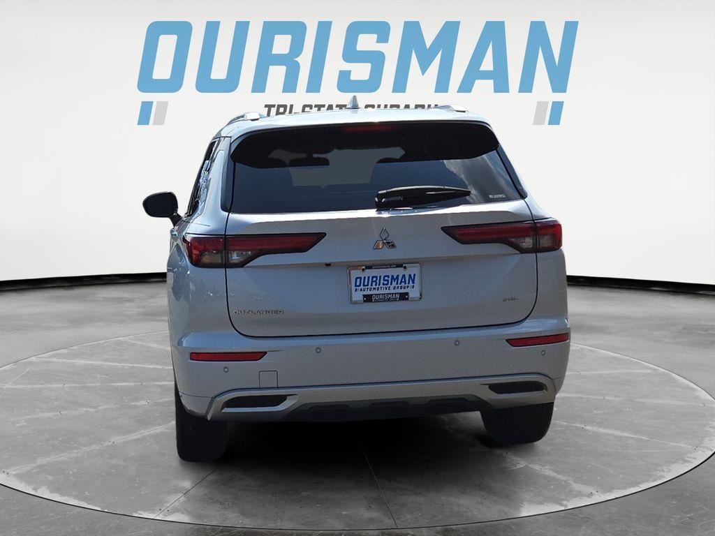used 2023 Mitsubishi Outlander car, priced at $28,000
