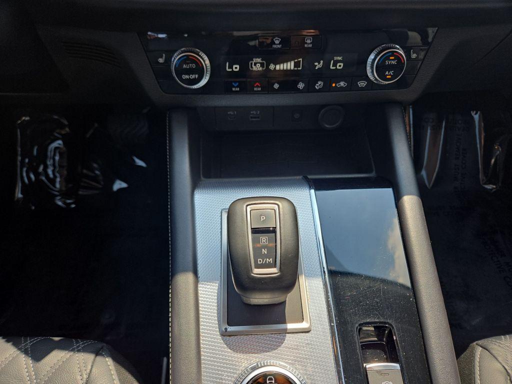 used 2023 Mitsubishi Outlander car, priced at $28,000