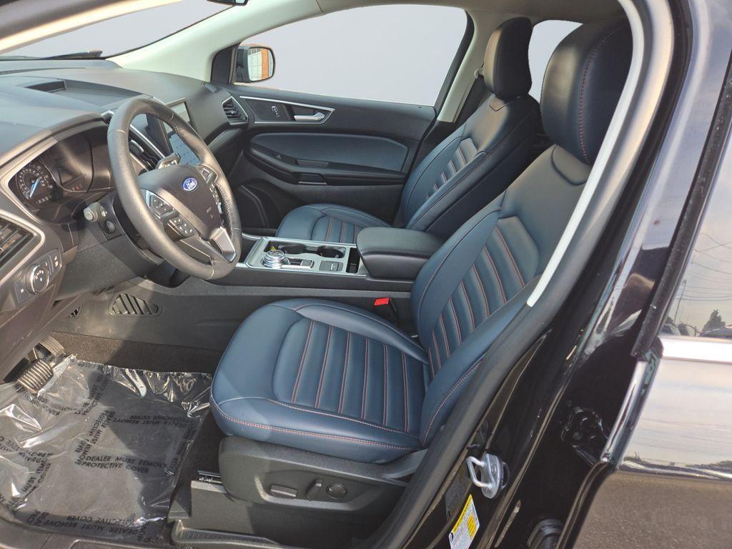 used 2022 Ford Edge car, priced at $25,000