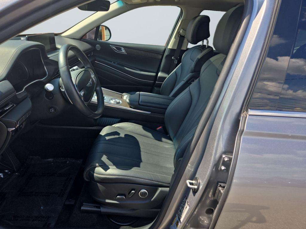 used 2024 Genesis GV80 car, priced at $49,400