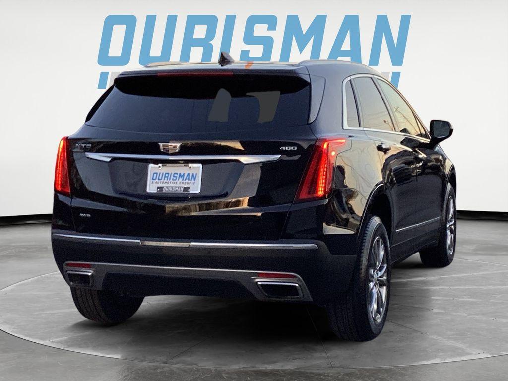 used 2023 Cadillac XT5 car, priced at $28,400