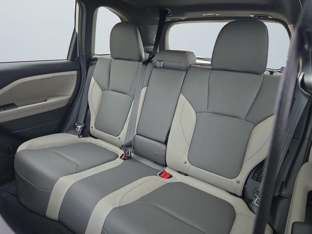 new 2025 Subaru Forester Hybrid car, priced at $43,543