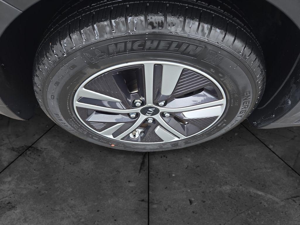 used 2021 Kia Niro Plug-In Hybrid car, priced at $22,000