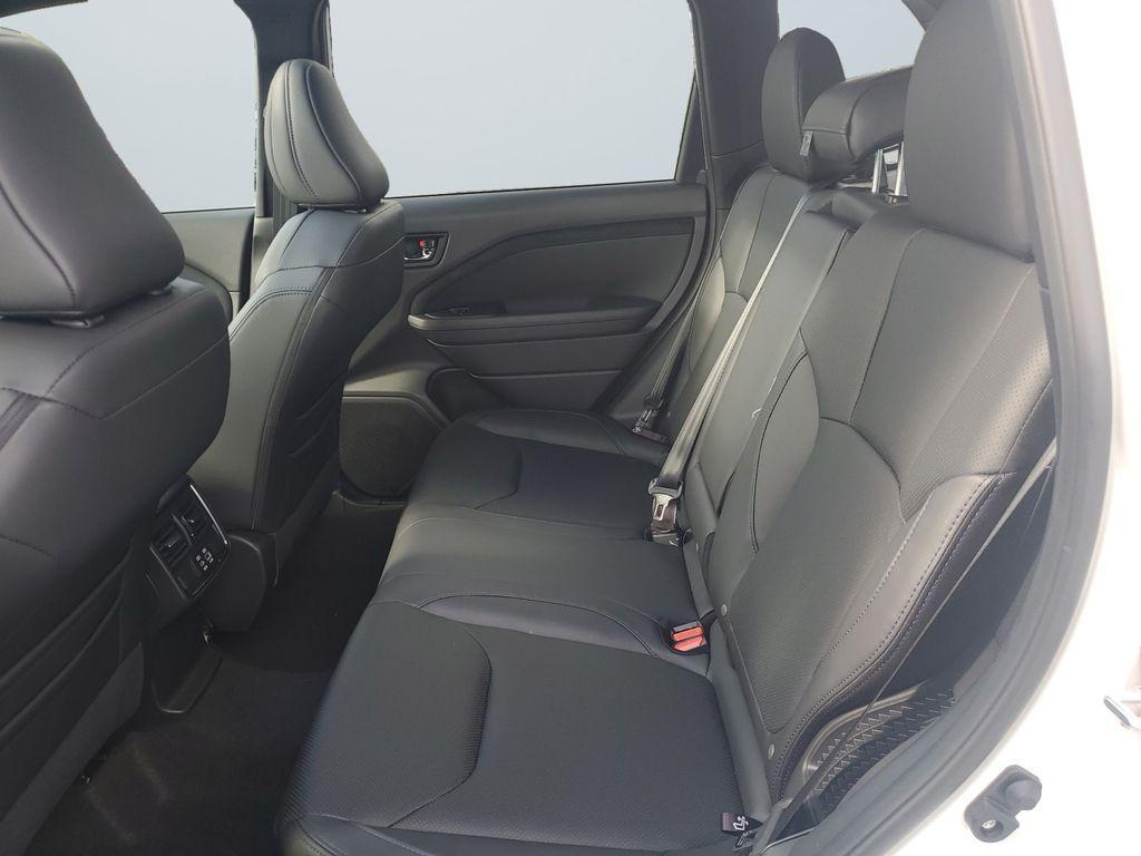 new 2025 Subaru Forester Hybrid car, priced at $43,621