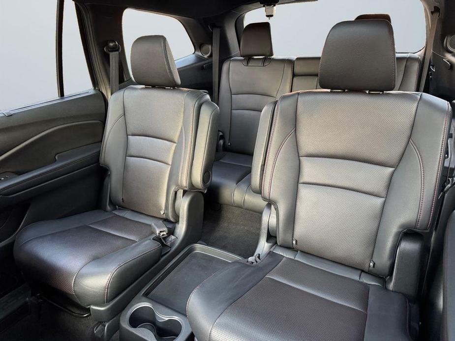 used 2021 Honda Pilot car, priced at $31,000