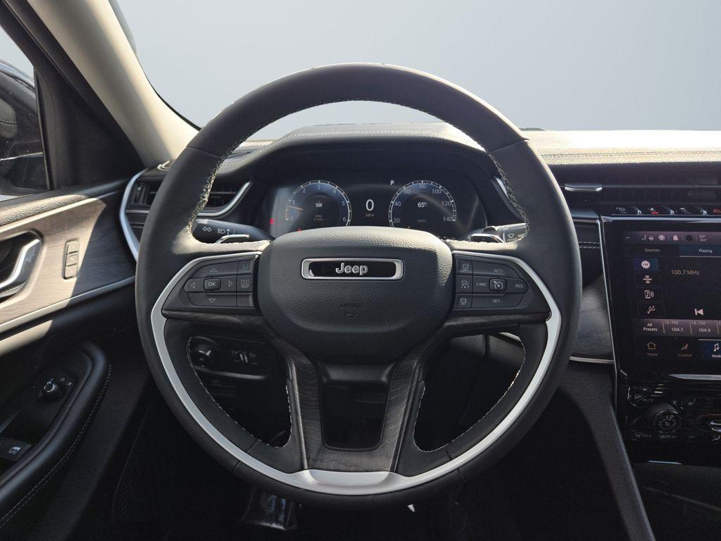 used 2023 Jeep Grand Cherokee car, priced at $33,900