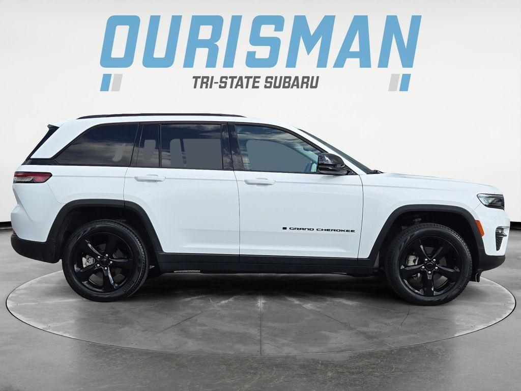 used 2023 Jeep Grand Cherokee car, priced at $33,900