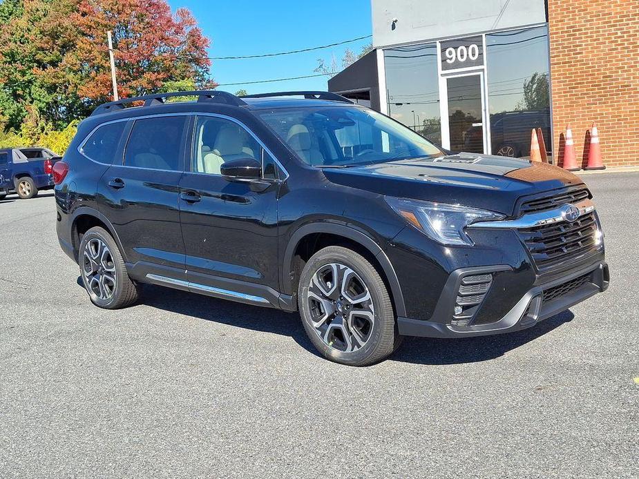 new 2024 Subaru Ascent car, priced at $44,174