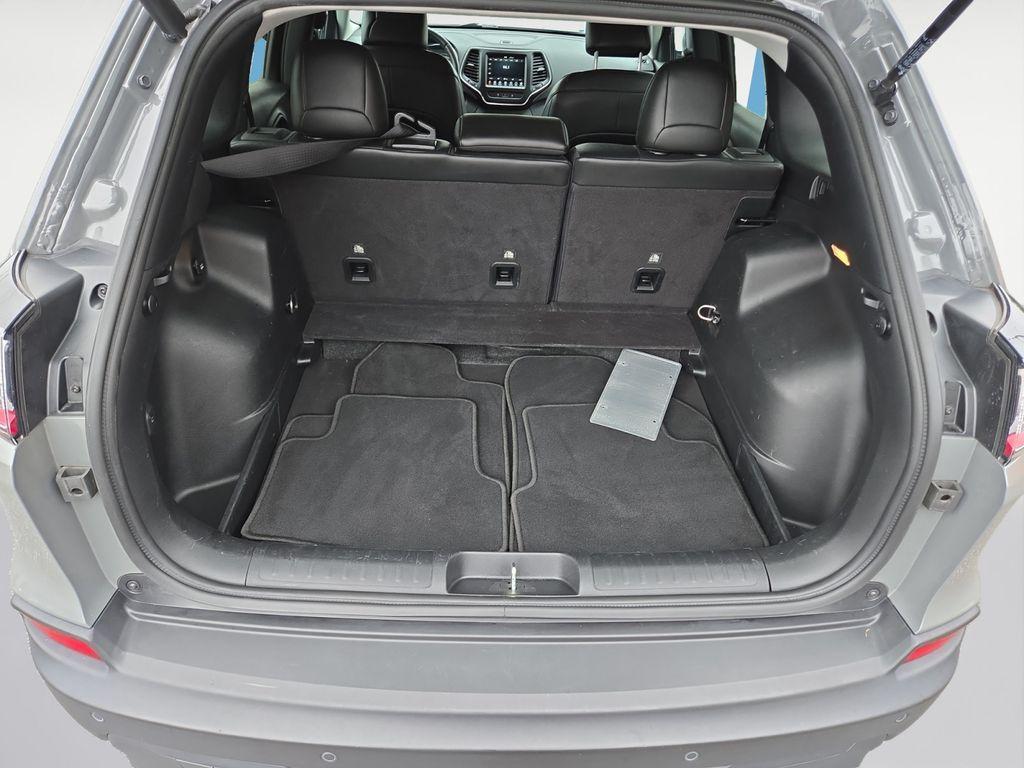 used 2021 Jeep Cherokee car, priced at $19,900