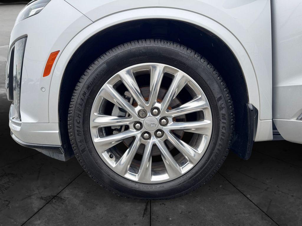 used 2020 Cadillac XT6 car, priced at $33,700