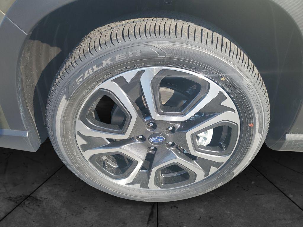 new 2025 Subaru Ascent car, priced at $50,477