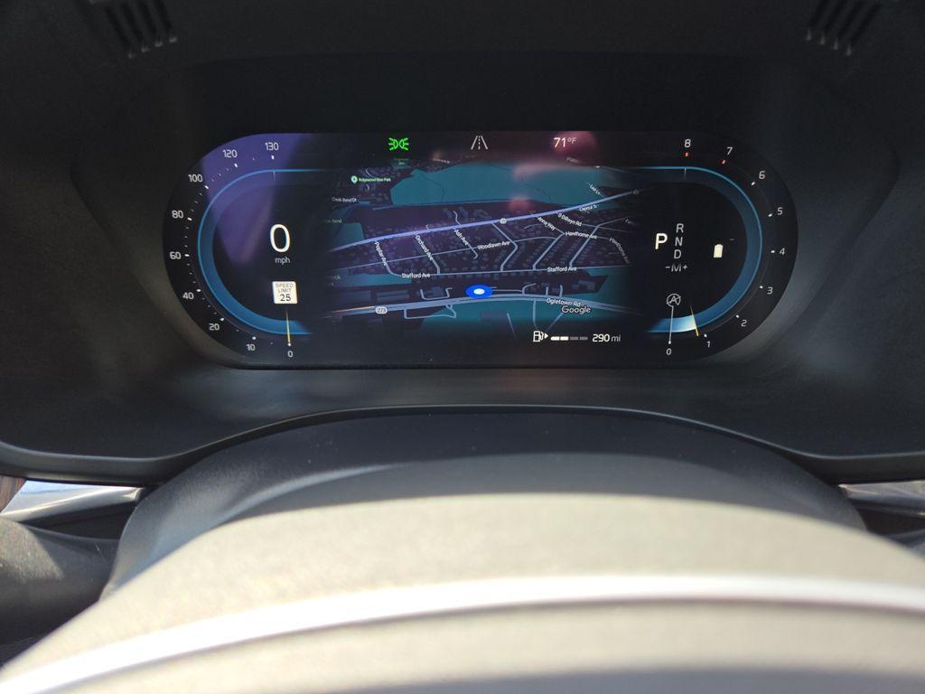 used 2022 Volvo XC60 car, priced at $31,300